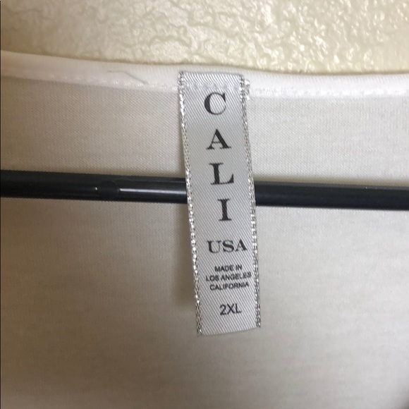 Cali USA Short Sleeve Tee - Picture 3 of 5